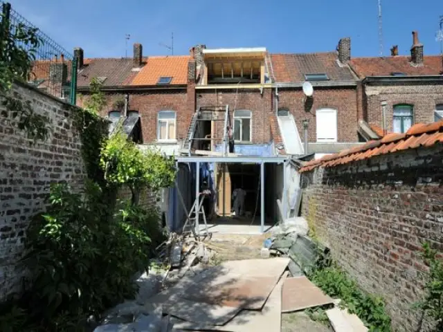 Travaux de déconstruction - façade côté cour - Ilot Stephenson