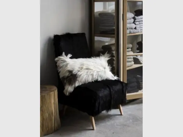 Chaise et coussin Secret Maison - Tendance poils