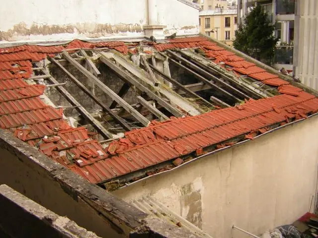 Toiture avant travaux - Rénovation ébénisterie