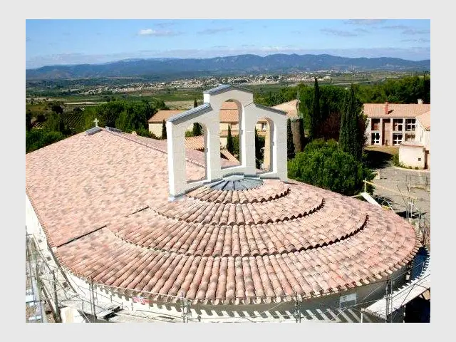 Le clocher de l'église abbatiale - Bâtisseur de monastère