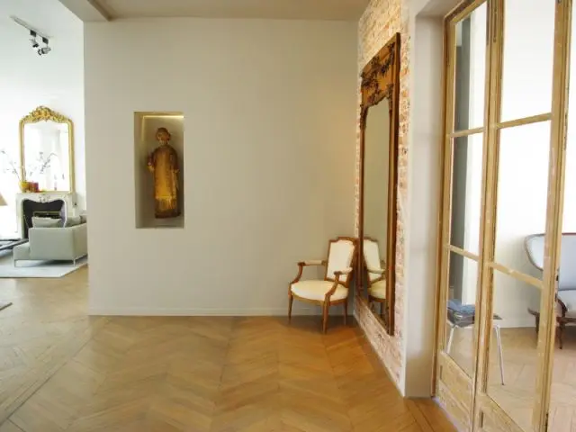 L'entrée - Appartement rénové