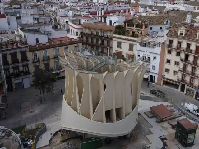 Début des travaux des piles en 2008 - Parasol Seville Finnforest