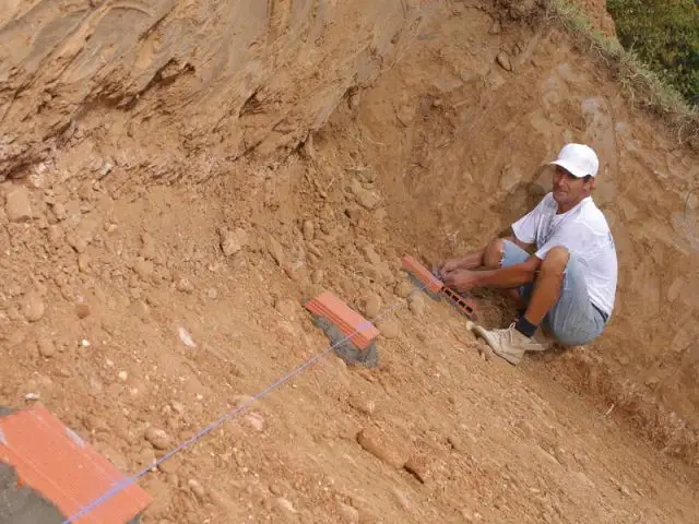 Etape 2 : Mise en place des plots  - Une piscine en cinq jours