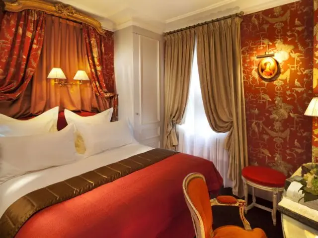 Chambre Boudoir rouge  - Hôtel de Buci