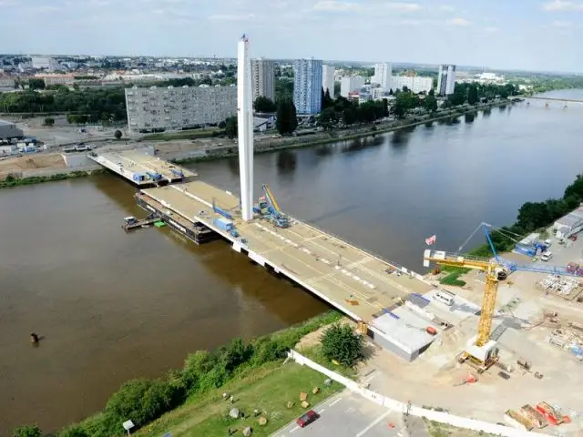 Le dernier tronçon de 50 mètres de large  - pont eric tabarly nantes