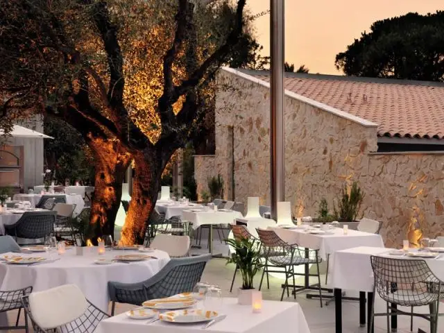 Hôtel Sezz Saint-Tropez - Restaurant - Hôtel Sezz Saint-Tropez