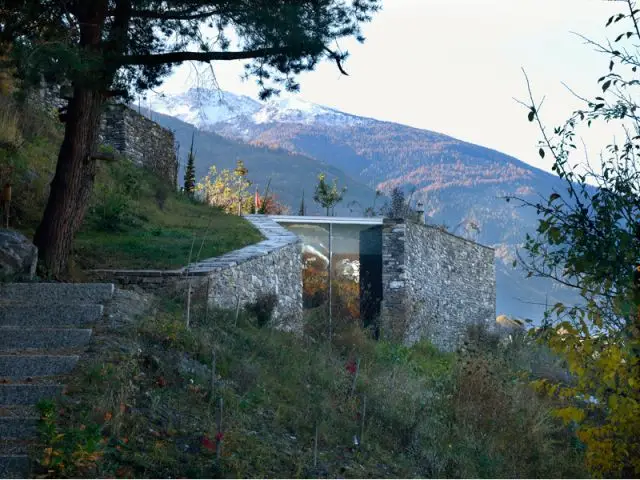 Pavillon d'été du petit lac - autre vue - 9 architectes / 9 propositions