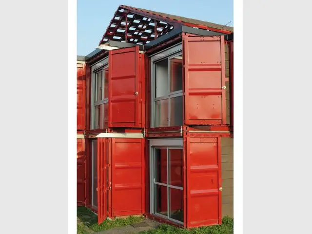 Des volets uniques - Maison containers