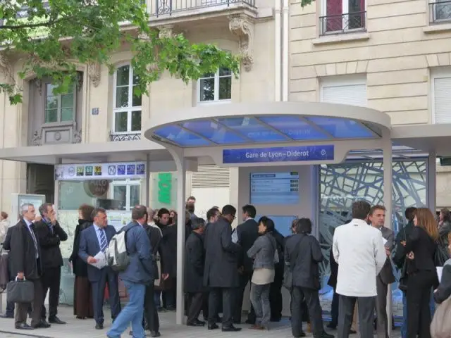 Marquise - Station de bus expérimentale