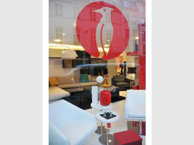 Vitrine et canapé - Boutique Calligaris