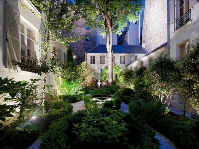 Le jardin, c&oelig;ur de l'immeuble - Jardin rue de Seine