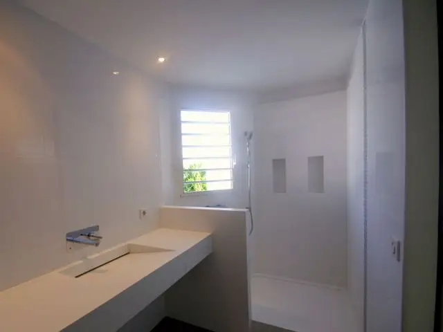 Salle de bains - www.villa-lagon-guadeloupe.com