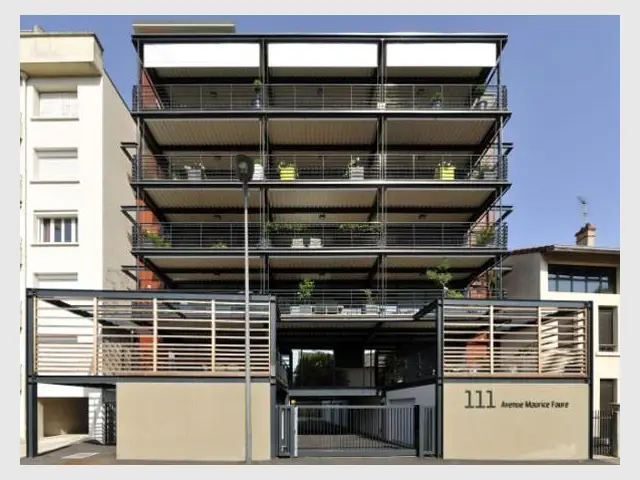 LOGEMENTS COLLECTIFS SPARK, VALENCE