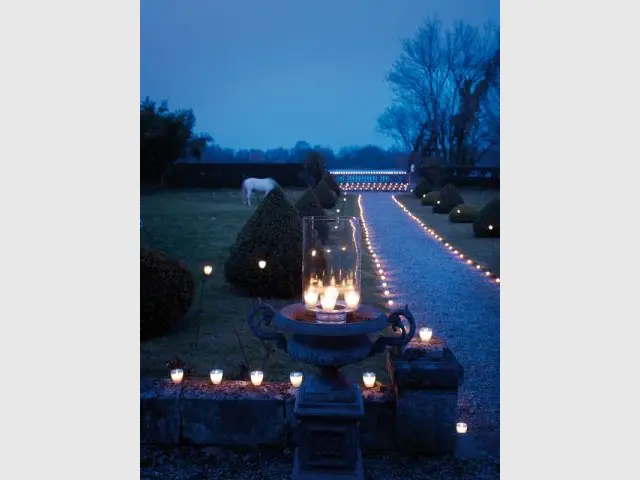 Illuminer le jardin - Point à la ligne