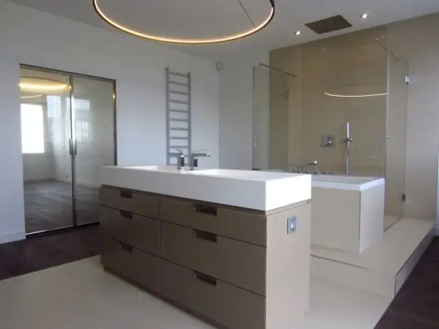 Une "master bedroom" comme à l'hôtel - Maison 500 m² Nogent sur Marne