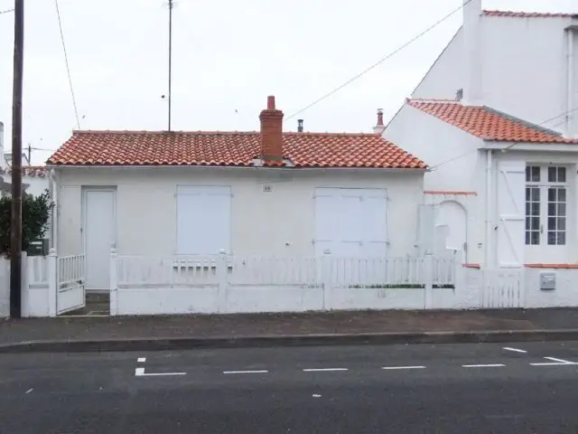 Façade avant - Avant travaux - Chantier Vendée  maison 1948 rénovée I-Revov