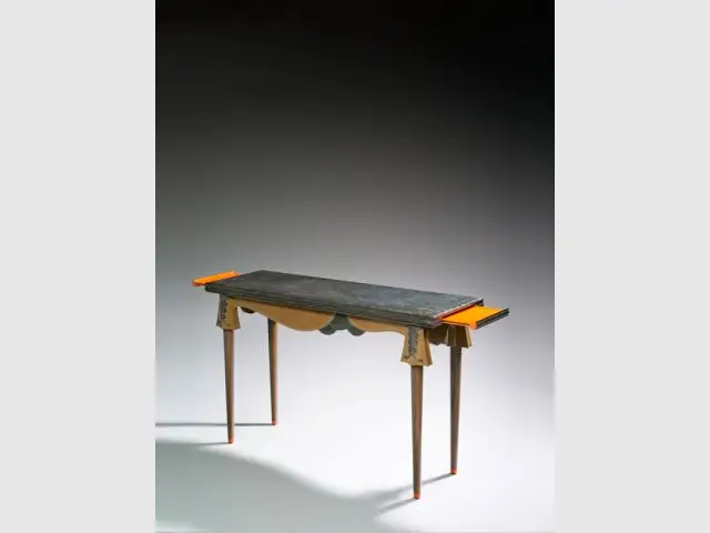 Console - Eileen Gray 