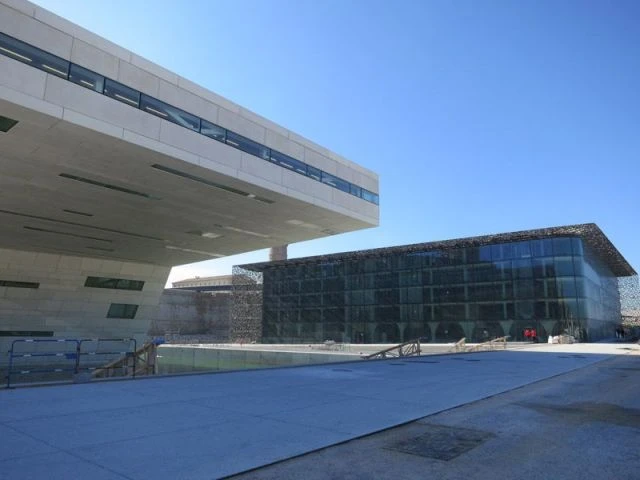 Deux architectures à proximité - Mucem