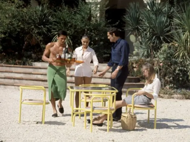 Extrait du film La Piscine de Jacques Deray - Mobilier La Piscine