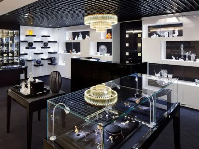 Magasin Lalique Printemps Interieur