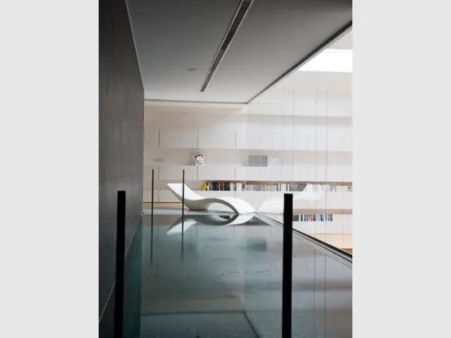 Une piscine au milieu du loft - Loft Madrid