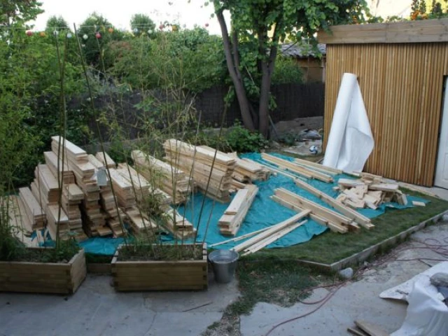 Piscine bois BioPoolTech - arrivée du bois