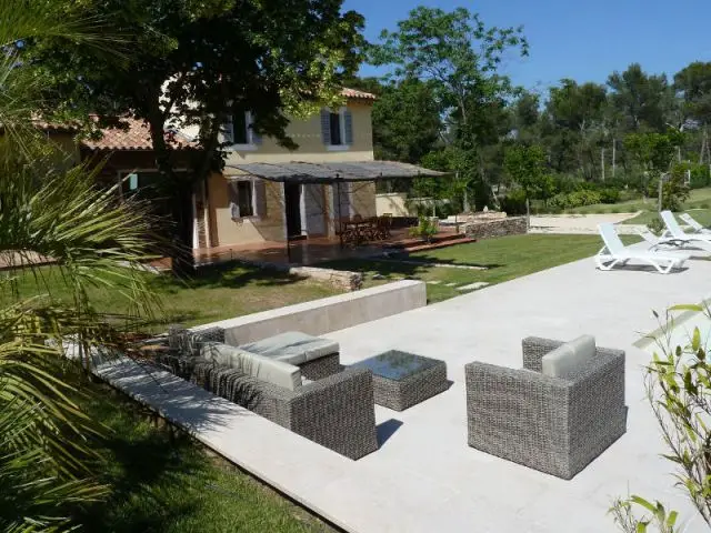 Une terrasse pour chaque espace de détente - Bastide Aix-en-Provence