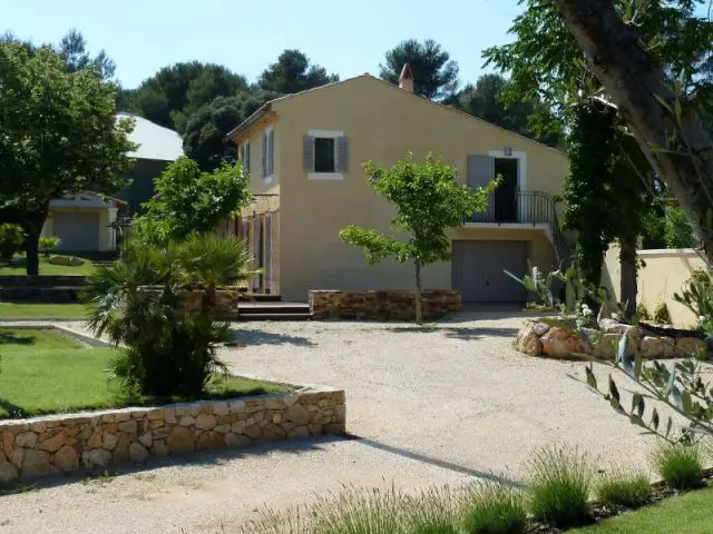 Vue de côté - Après - Bastide Aix-en-Provence