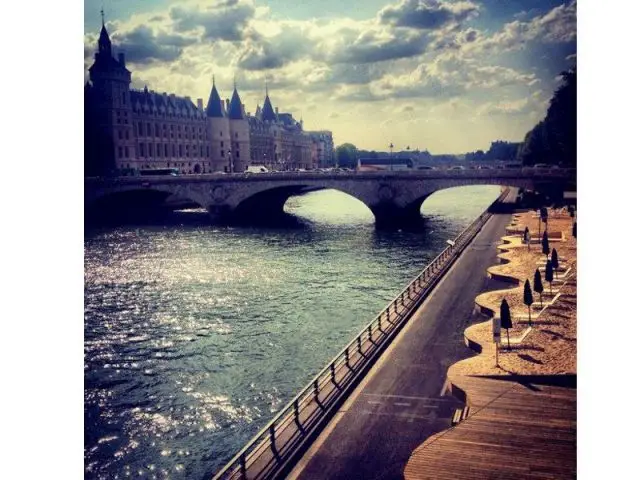 2nd prix catégorie LafargeSeine  - Lafarge dévoile les lauréats du concours Instagram "Mon Paris Plages"