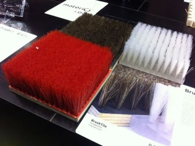 Brush tile