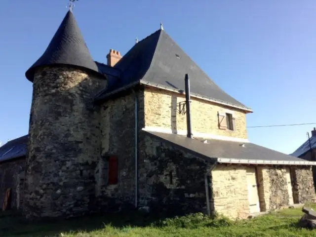 Une maison d'hôtes dans la tourelle - Manoir XVIIIème