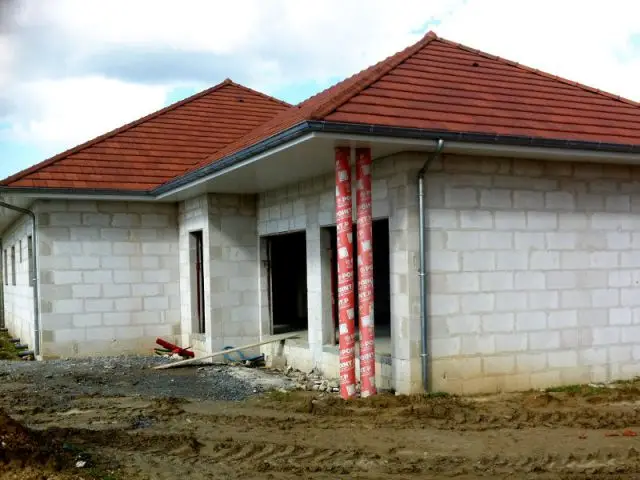 Chauffage et eau-chaude grâce à un appareil unique - Maison passive dans les Pyrénées-Atlantiques