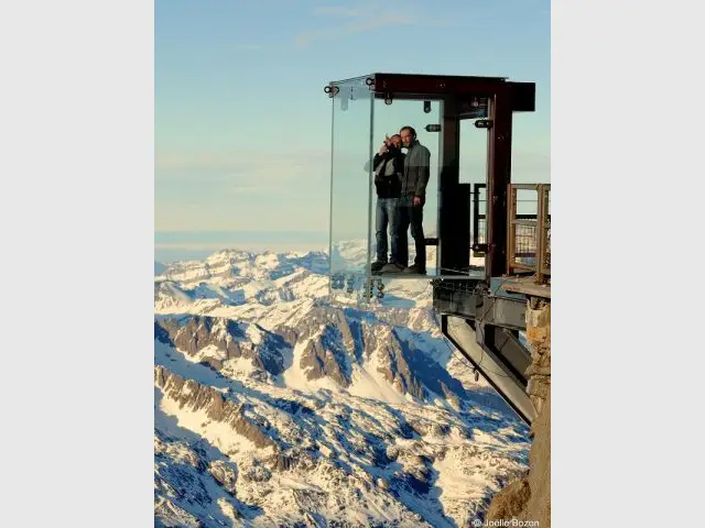 Cabine transparente - Pas dans le Vide