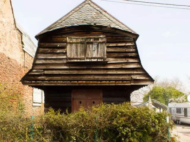 Une maison en bois  - ''L'Habitable inhabité'' par Guillaume Romero