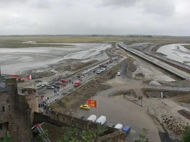 Platelages en chêne  - Pont passerelle du Mont-Saint-Michel  en construction