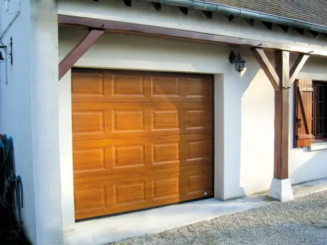 Une porte de garage qui se range au plafond - Une sélection de portes de garage design