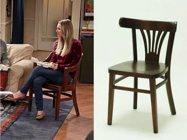 Une chaise en bois dans un esprit colonial - Déco The Big Bang Theory