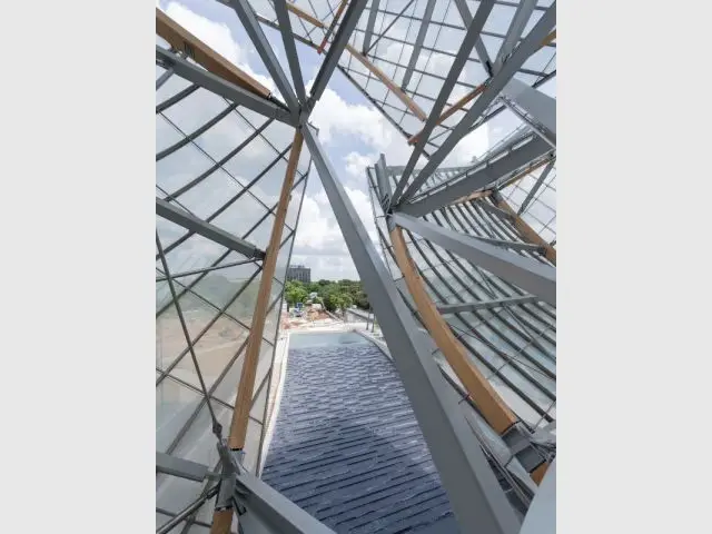 Posée sur un bassin - Fondation Louis Vuitton