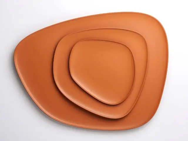 Des plateaux design pour une table orange - Autour de la couleur orange