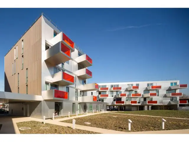 LOGEMENTS SOCIAUX, GRANDE-SYNTHE (59)