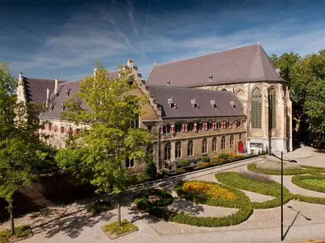 Un monastère à l'abandon - Hôtel Kruisheren, Maastricht