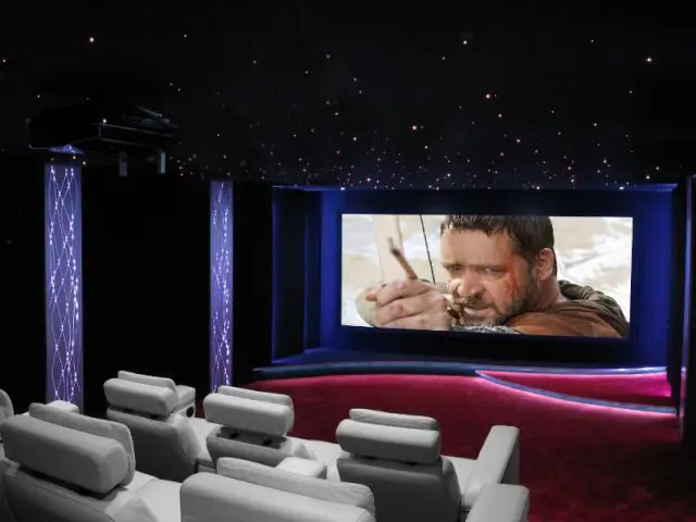 Une salle de cinéma très technique qui met en éveil les cinq sens - Salle de cinéma privée