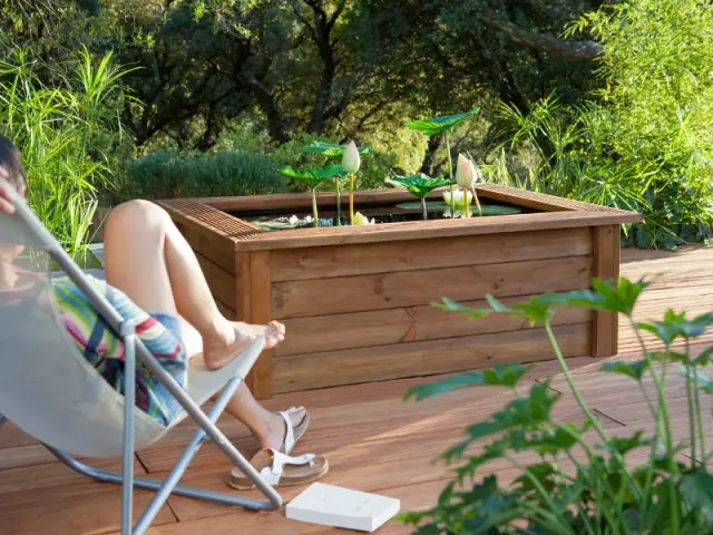 Un bassin hors-sol pour une terrasse en bois - Un bassin pour mon jardin