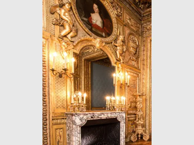 La chambre de Théophile Gautier et ses multiples secrets - Hôtel de Lauzun : chambre à alcôve