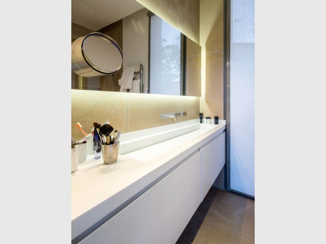 Une salle de bains en harmonie avec la maison - Projet ART - Agence Brengues Le Pavec