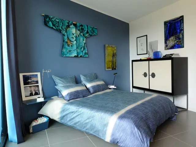 Une chambre bleue sur le thème de l'Asie - Villa Cap Arts