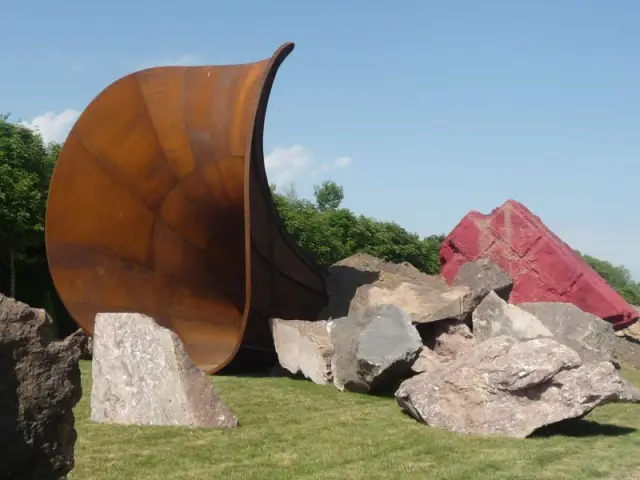 Dirty Corner, une oeuvre mystérieuse qui fait polémique - Anish Kapoor Versailles