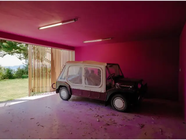 Touche de couleur au niveau du garage - Maison Le Cap - Pascal Grasso