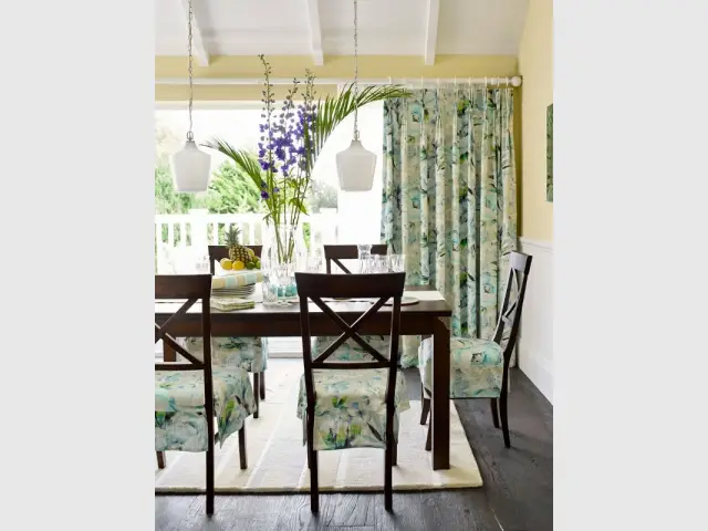 Un tissu jungle pour une maison au style colonial - Tendance aquarelle