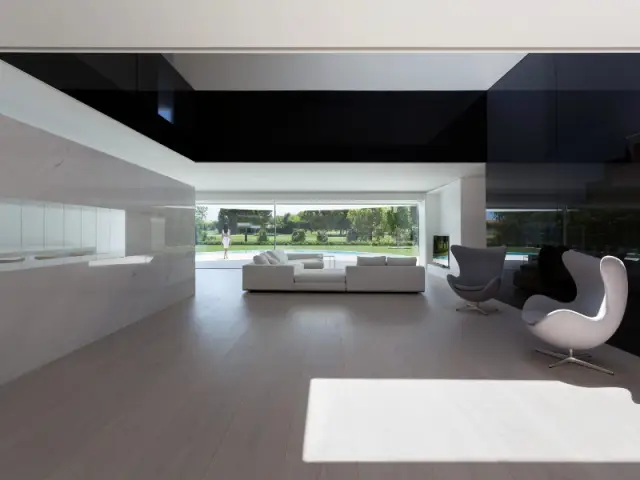 Fiche technique - Casa Balint par Fran Silvestre Architectos